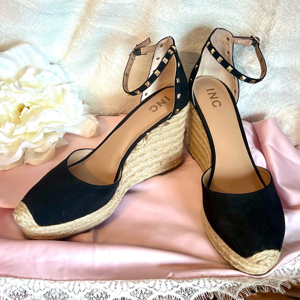 INC International Concepts Women’s Black and Gold Espadrilles
